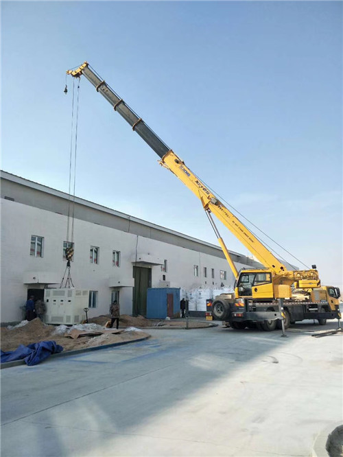 桃山区“超载就喊停”—— 吊车的 “重量保镖” 技术