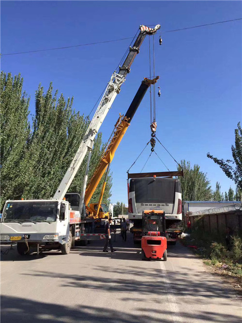 桃山区港口集装箱搬运案例